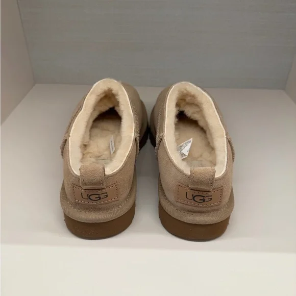 UGG classic micro boot - Picture 4 of 7